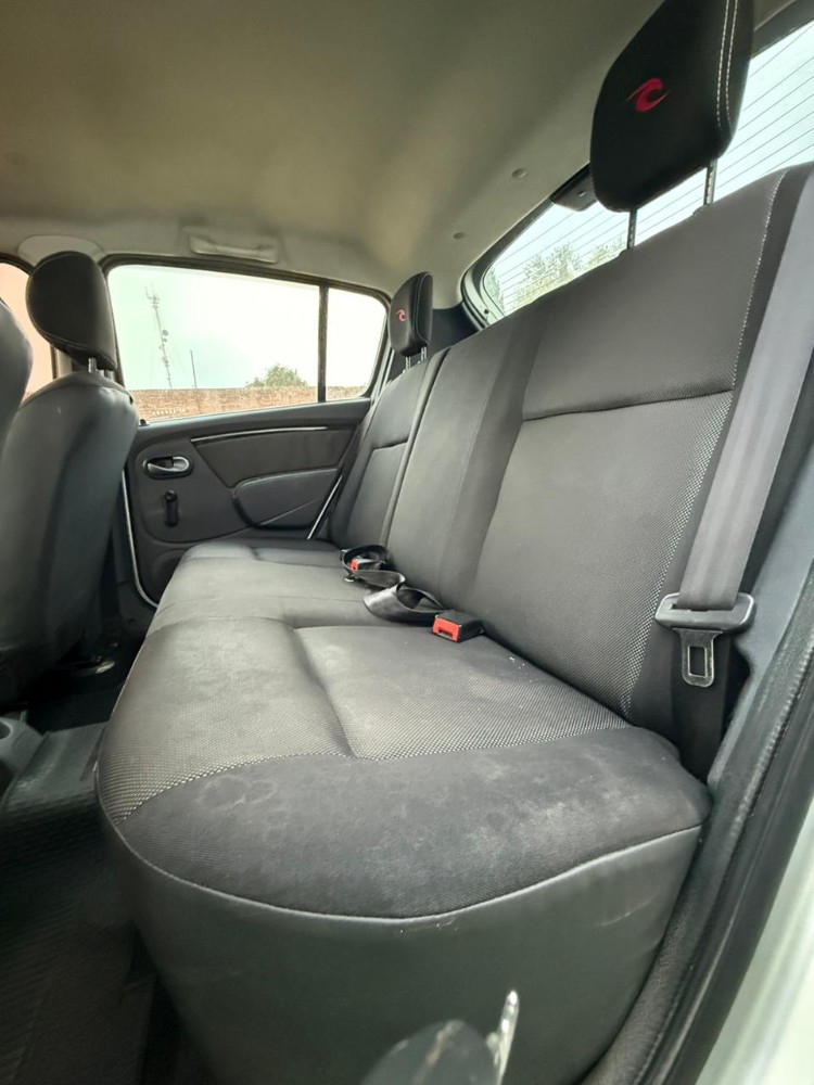 Renault Sandero Stepway Rip Curl 1.6 con GNC — foto 11